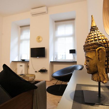 Real Delux Apartment Next To Gozsdu & Synagogue บูดาเปสต์ ภายนอก รูปภาพ