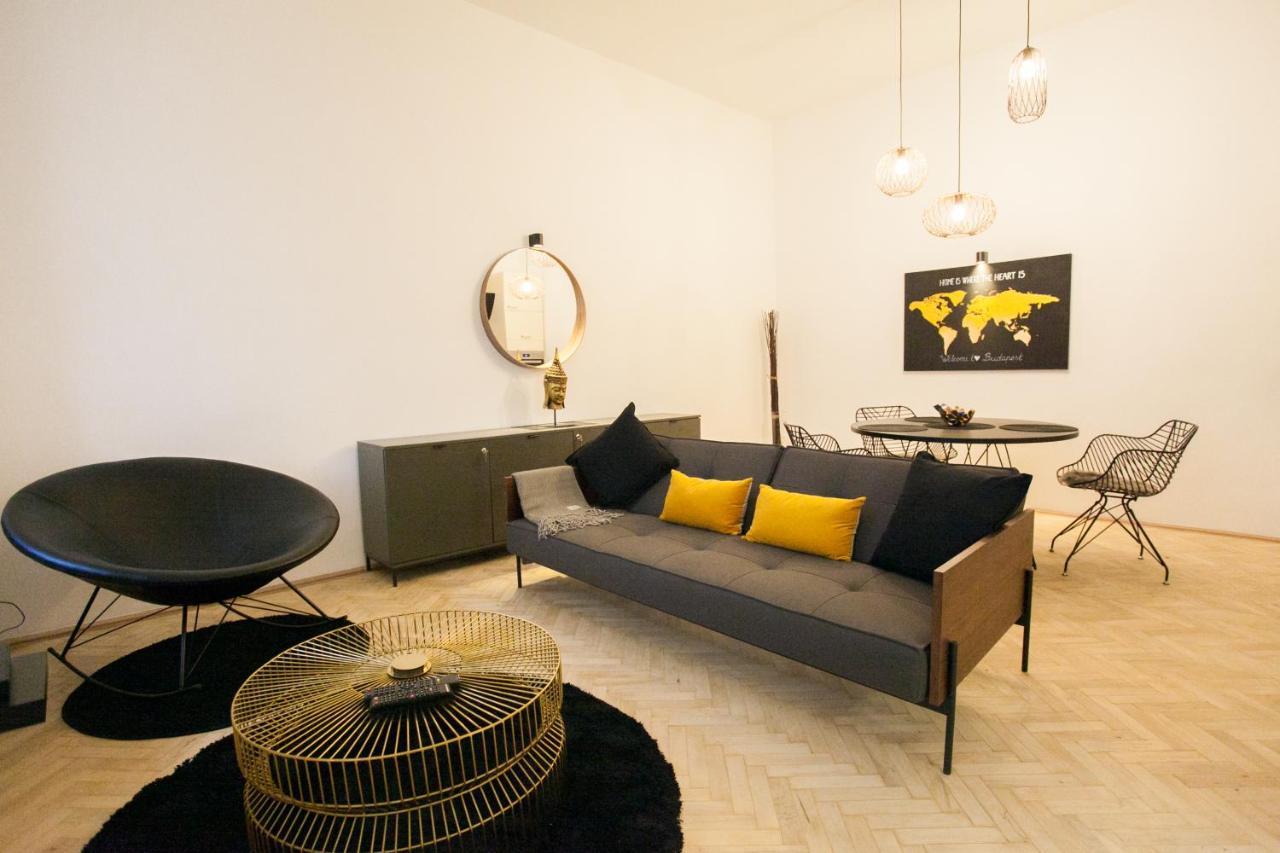 Real Delux Apartment Next To Gozsdu & Synagogue บูดาเปสต์ ภายนอก รูปภาพ